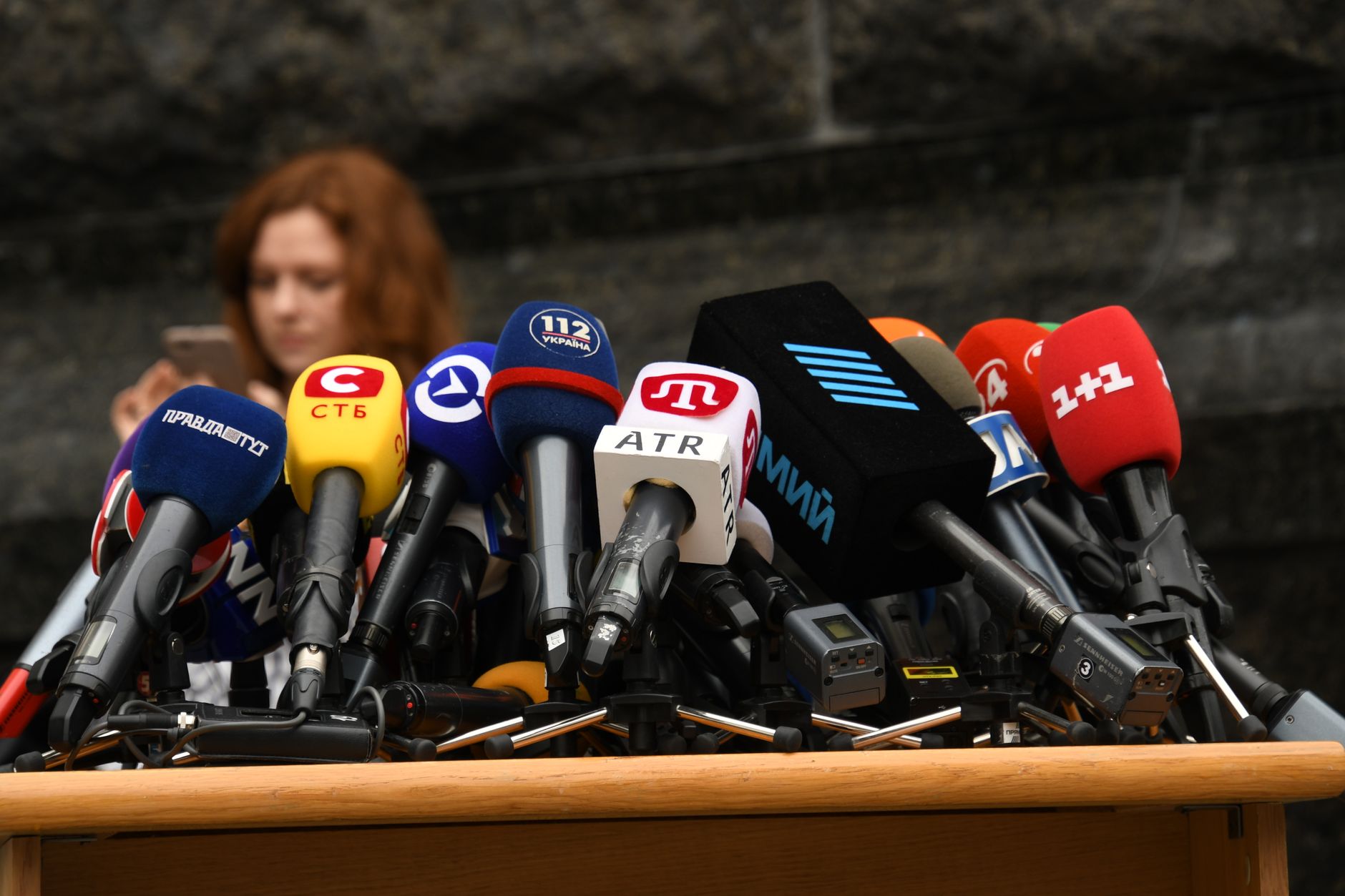 High end press conference microphone array and branding stand
